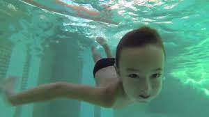 S see my comment under july 1 green to clean post and you'll understand why i am saying this. Gopro Hero 3 Na Piscina Go Pro Underwater Swimming Pool Youtube