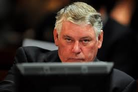 Supervisors to again consider axing county CEO