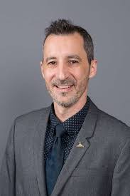 Scott Davey's Instagram, Twitter & Facebook