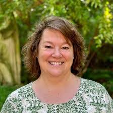 Lelia Carlson's Instagram, Twitter & Facebook