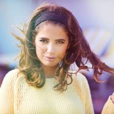 People realize that girls are able to run, throw and fight just like any man is able to do it. Get To Know The Quiet Girl She Just Might Be Amazing