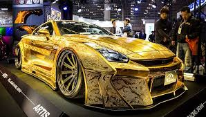 Altin Kaplama Nissan Gt R Dubai Yi Kendine Hayran Birakti Paratic Nissan Gt R Oto Kiralama Nissan