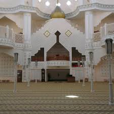 Masjid bandar diraja klang kini menjadi mercu tanda di klang apabila ia siap dibina pada 21 ogos 2009. Lembaga Zakat Selangor Masjid Bandar Diraja Klang Government Building