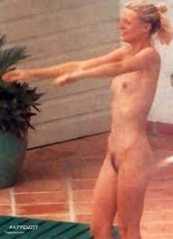Gwyneth Paltrow Nude and Sexy Photo Collection - Fappenist