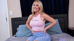 Blonde Boobs And Hot Ass Divorced Milf At Milf Trip