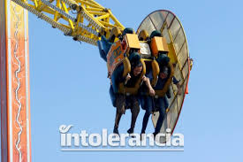 Ver más ideas sobre juegos mecanicos, noria, ruedas de la fortuna. Aprieta Congreso A Fiestas Patronales Nuevas Reglas Para Pirotecnia Y Juegos Mecanicos