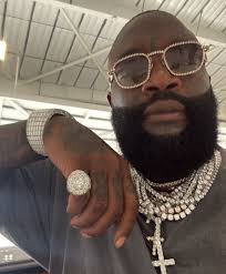 FOR THE MONEY' prod by @pharrell OUT NOW! ⚡️ I pray your richforever 🙏🏽  @officialbelaire Toast to the hustlers. #mmg