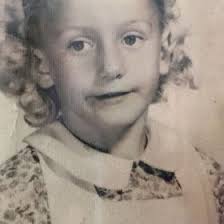 Carrie Maurer (ninechildart)