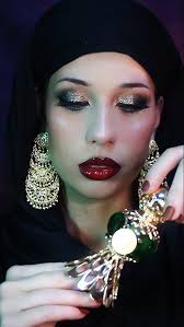 El otro día recibí un perfume de @khadlajperfumes y la verdad que no ha  podido sorprenderme mas 🥰 La duración es impresionante y el olor también ,  Khadlaj Malika Green huele a una combinación de ...