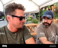 Marshall County in the World War, 1917-1918 : a pictorial history of the  community's participation in all wartime activities with a complete roster  of soldiers and sailors in service . MARSHALLTOWN RED