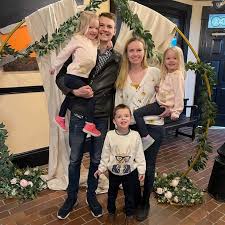 Congratulations to Tory Mack Summers and Millie Summers!! 🥳 🥳 They  trusted me to sell their house and help them buy a new one just in time for  Thanksgiving! 🦃 Absolutely wonderful