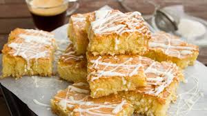 Die arabische süßspeise muss triefen, sonst ist es nicht wie im original! Basbousa So Machst Du Den Agyptischen Griesskuchen Selbst Utopia De
