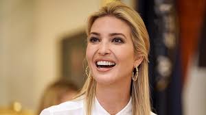 Ivanka Trump veranderde haar kiezersregistratie van Democraat naar  Republikein in 2018 : r/politics