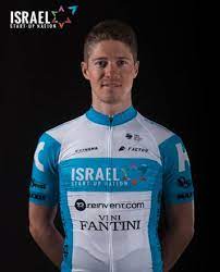 Egan arley bernal gómez (born 13 january 1997) is a colombian cyclist, who rides for uci worldteam ineos grenadiers. Egan Bernal Unveils Bizarre New Barnet All Tdf Riders Return Negative Covid 19 Tests Prudhomme Test Positive I Don T Mean To Be A Crybaby Says Bennett After 1st Tdf Win Road Tax Bot S