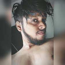 Sarthak Aggarwal's Instagram, Twitter & Facebook