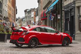 So what's the new 2018 honda civic type r fk8 like? 2018 Honda Civic Type R First Drive It Was Worth The Wait Slashgear