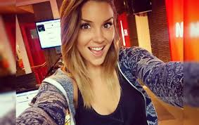 Es uno de los lugares preferidos por la gente de maracay. Son Identicas Cata Vallejos Impresiona Con Su Increible Parecido Con Exchica Reality