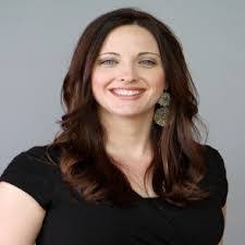 Tara Edmondson's Instagram, Twitter & Facebook