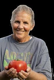 Karen Maxon's Instagram, Twitter & Facebook