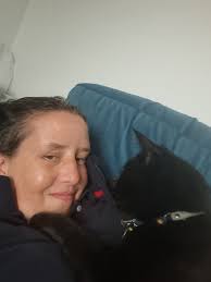 i lost Onyx jan 28th last year aged 9 he had suspected heart attack. i had  him since he was 5 months old