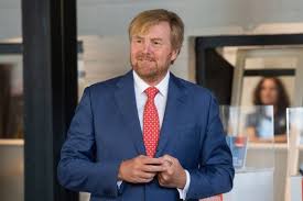 De herdenkingsmunt wordt geslagen in opdracht van het ministerie van financiën. Woudagemaal Munt Toont Willem Alexander Met Baard Linda Nl