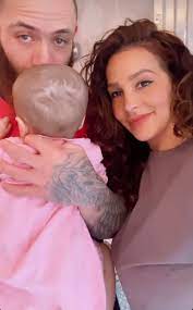 Safiyya vorajee was born on august 16, 1987, under the zodiac sign of leo. Ashley Cain S Girlfriend Says Daughter Is Struggling In Her Final Days People Com