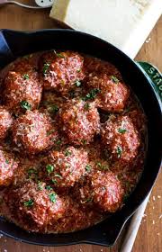 So juicy, moist, simple and quick to make. Easy Homemade Italian Meatballs My Zen Kitchen