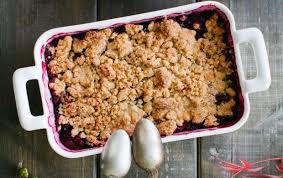James Martin S Apple And Blackberry Crumble Dessert Recipes Goodtoknow Recipe James Martin Recipes Blackberry Crumble Crumble Recipe