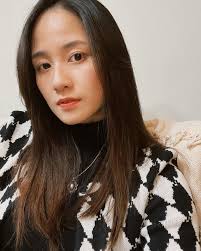 黃苡嫣Yi-Yan Huang (@yiiiyanhuang) • Instagram photos and videos