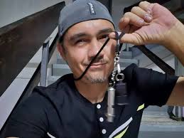 Wavel pan koz ditou lo pri lavi amelyor lavi kreol Me Plito zis building ek  beton