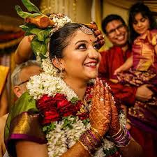 One Fairy Tale Moment Captured By Theweddingmoments In Use Madrasibride Or Tag Hottest Pic South Indian Bride South Indian Wedding