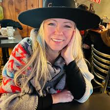 Welcome to the Neighborhood! We're excited to give a warm downtown welcome  to White Horse Saloon, the newest spot to sip, socialize, and unwind right  in the heart of the city! Whether