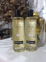 Neutrogena Body Oil Light Sesame Formula Fragrance Free Health Beauty Skin Bath Body On Carousell