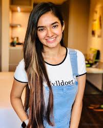 Pin On Anushka Sen Latest Hd Photos Wallpapers 1080p The problem of whatsapp displaying phone numbers instead of displaying contact names is not uncommon in samsung galaxy and other android phones. www pinterest co kr