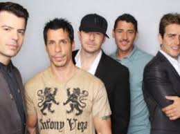 Before an nkotb show at madison square garden, donnie gets sentimental and kristin cavallari on her worries of raising kids in spotlight: Lo Que Todos Los Miembros De New Kids On The Block Estan Haciendo Hoy Espanol News24viral