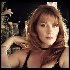 Leanna Murphy's Instagram, Twitter & Facebook