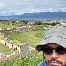 Are there drive-in theaters in Chicago?