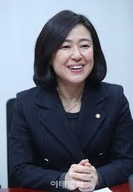 1 고개 숙인 현대산업개발, 책임은?…사고 수습이 우선(종합). ì¸í„°ë·° í™©ë³´ìŠ¹í¬ èˆ‡ í'ìƒ‰ì„ ì „ ì§€ë‚˜ì³ ì„±ë¹„ìœ„ ì‚¬ê³¼ë„ ë¶€ì¡± ë„¤ì´íŠ¸ ë‰´ìŠ¤