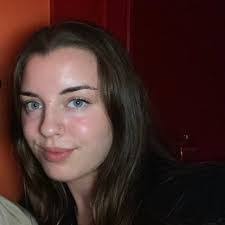 Shauna Bernard's Instagram, Twitter & Facebook