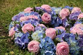 The best option is to order the flowers from a florist shop in the recipient's area. Knowing When To Send Flowers After A Death Floraqueen