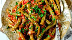 .retete de retete de mancare fara carne, ciorbe fara carne, supa fara carne, aperitive fara carne, ciorbe gustoase fara carne, ciorbe ardelenesti fara mancaruri cu carne, fripturi, mancare gatita 1 lingurita de ulei de masline 4 pulpe de pui 1 ceapa, tocata 2 catei de usturoi, zdrobiti 2 lingurite frunze. Retete De Tocanita Cu Sau Fara Carne Retete Culinare By Unica Ro
