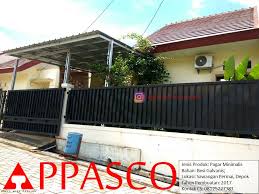 Desain pagar minimalis lurus vertikal kombinasi diagonal, terbuat dari besi hollow galvanize anti karat dengan finishing warna pagar besi minimalis dengan warna putih terkesan lembut dengan dominasi garis vertikal. Pagar Minimalis Besi Galvanis Motif Garis Vertikal Di Sawangan Permai Jual Kanopi Tralis