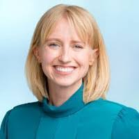 Mandy Sauer's Instagram, Twitter & Facebook