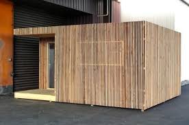 Studio En Forme De Cube Extension Maison Bois Extension Maison Facade Bois