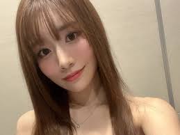 超哥合體「暗黑女神」楓富愛眼神太誠實！大讚「這一部位」很漂亮網刷一排：超派！【老司J開車】 - JUKSY 街星