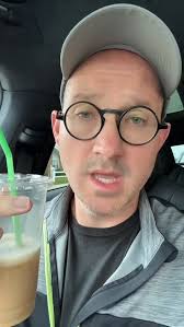 Iced Chai Green Moose Lava Juice ☕️ 🫶🏽: @itscourtneymichelle #cringe  #comedy #comedyreels #cringereels #coffeeshop