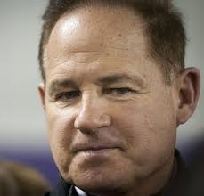 Behind the scenes of Les Miles' firing: When decision made, how players  took news, what ex-coach told players