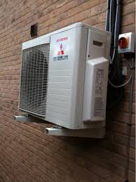 Small Air Conditioning Unit For Bedroom Interior Designs For Bedrooms Check More At Http Iconoclastradio Com Small Air Conditio Interer Zdaniya Kondicioner