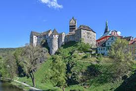 File Loket Castle 0416 Jpg Wikimedia Commons
