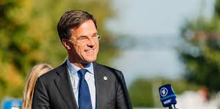 Er wordt 'boe' geroepen bij kritische, of onpopulaire vragen in rusland. Rutte Geeft Donderdag Nieuwe Corona Persconferentie Nieuwe Maatregels Incoming